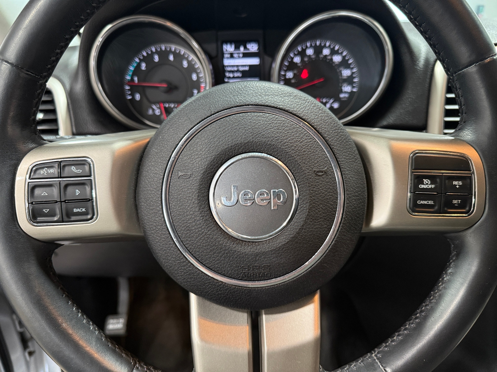 Thumbnail: 2013 Jeep Grand Cherokee - 4