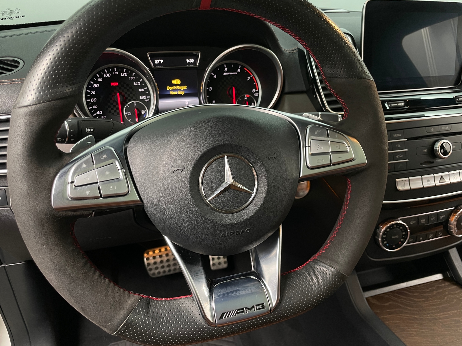 Thumbnail: 2019 Mercedes-Benz GLE - 4