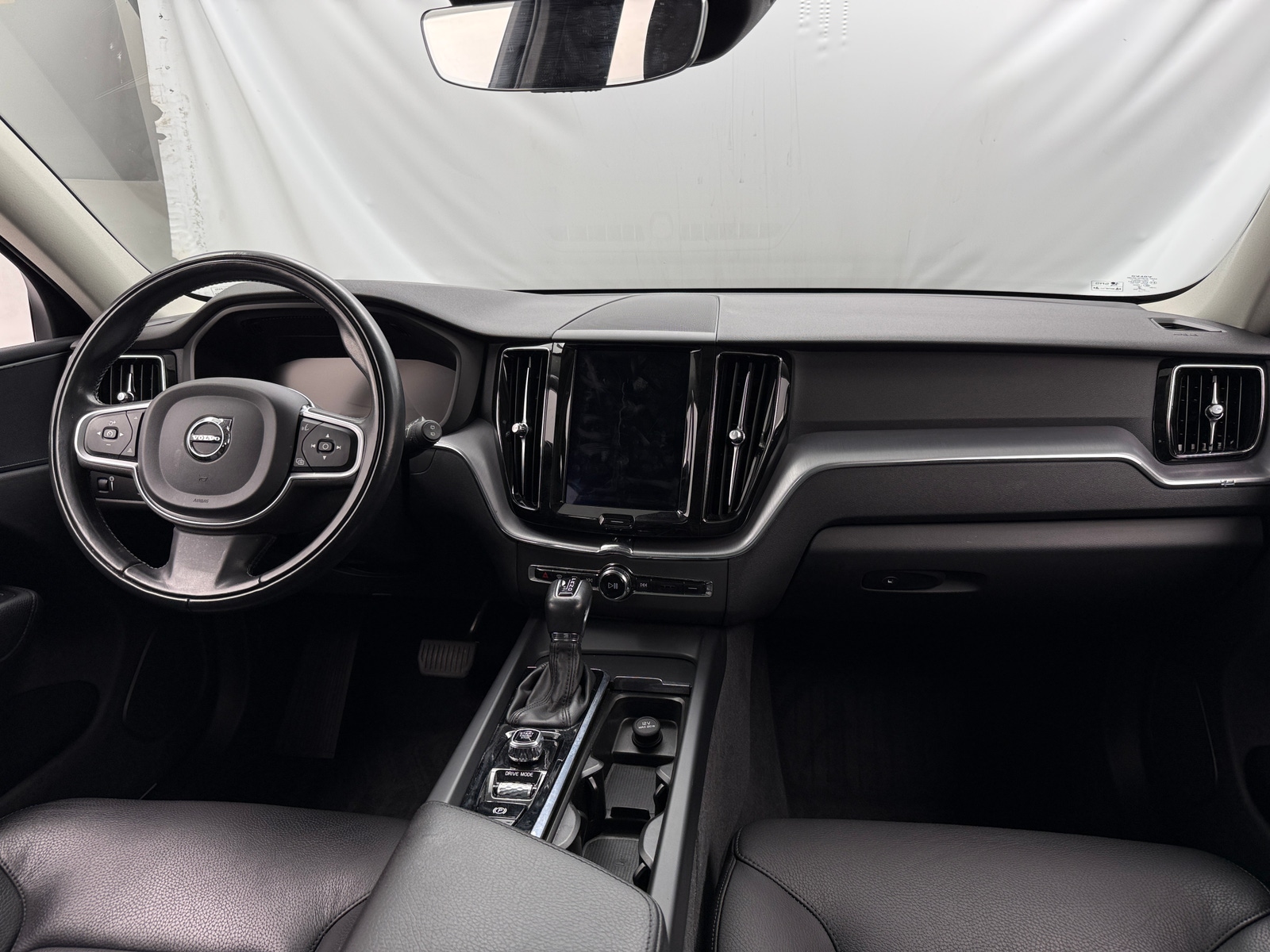 Thumbnail: 2020 Volvo XC60 - 2