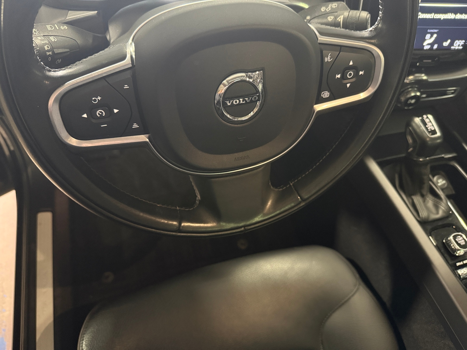 Thumbnail: 2020 Volvo XC60 - 4