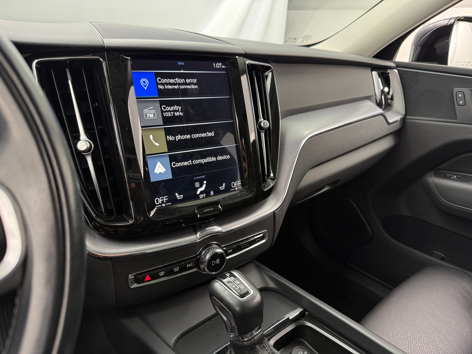 Thumbnail: 2020 Volvo XC60 - 3