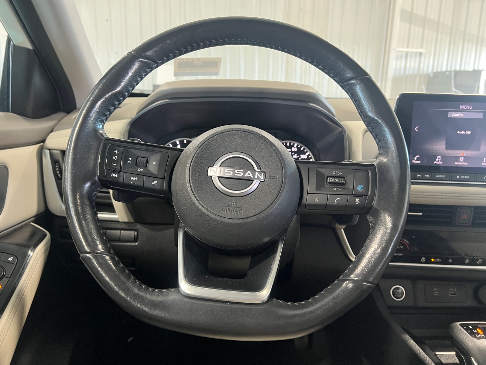 Thumbnail: 2023 Nissan Rogue - 4