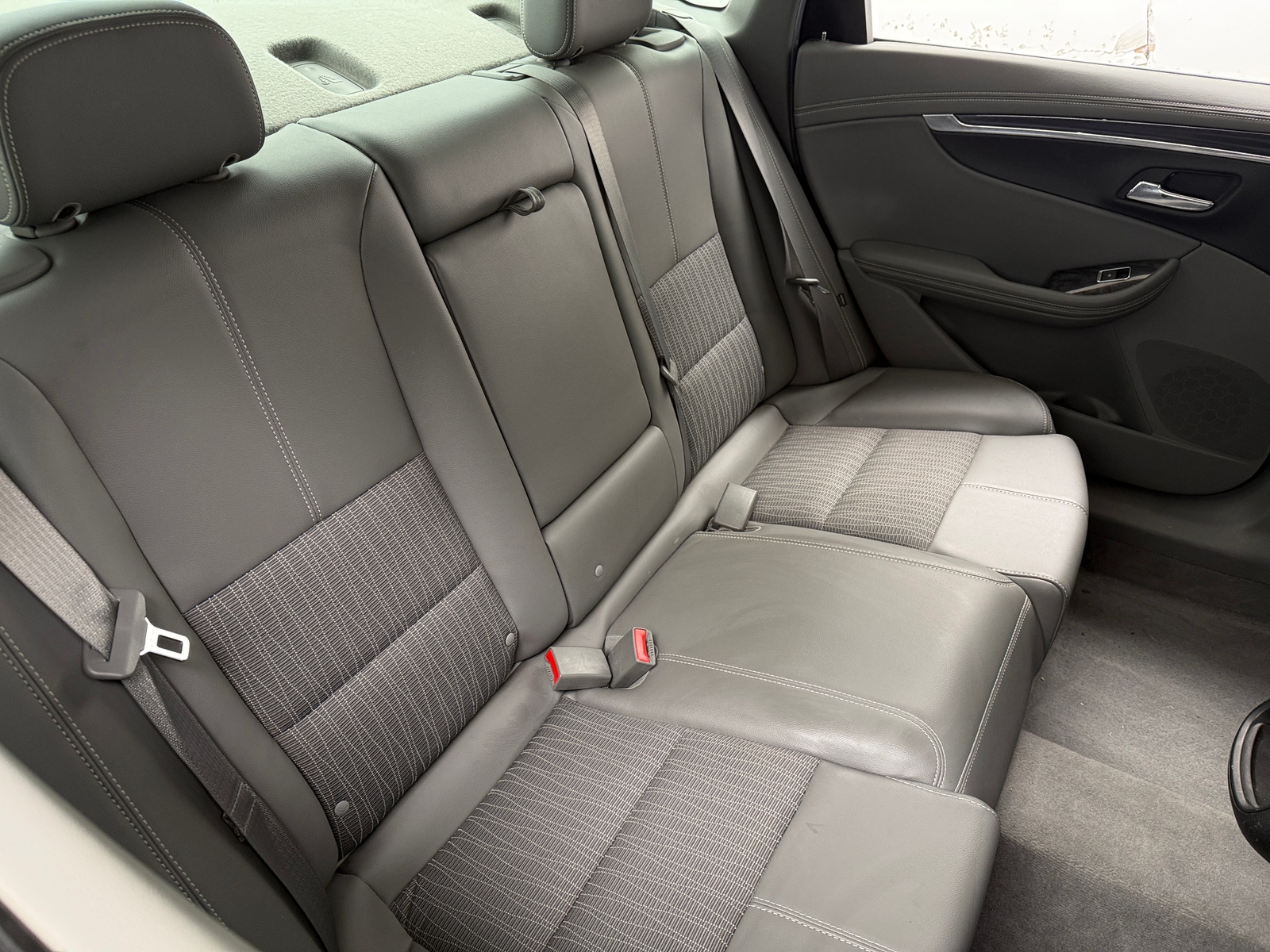 Thumbnail: 2015 Chevrolet Impala - 6