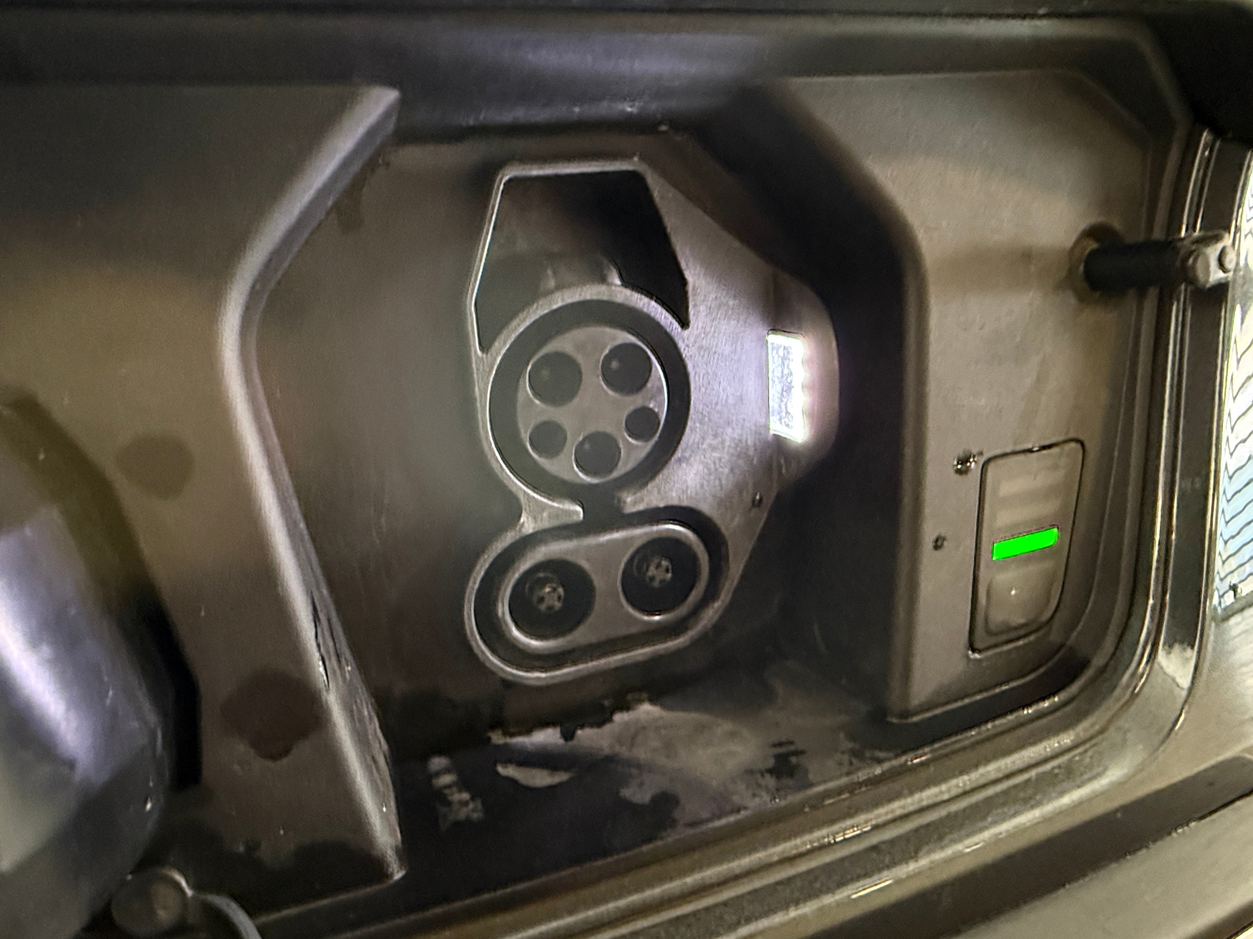 Used 2023 Kia Niro Wind with VIN KNDCR3L16P5035261 for sale in Oak Creek, WI