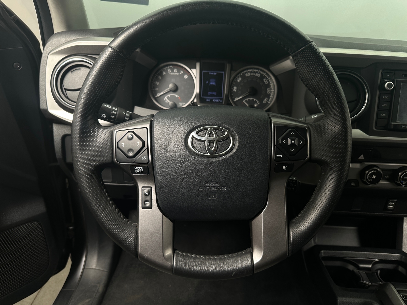 Thumbnail: 2017 Toyota Tacoma - 5