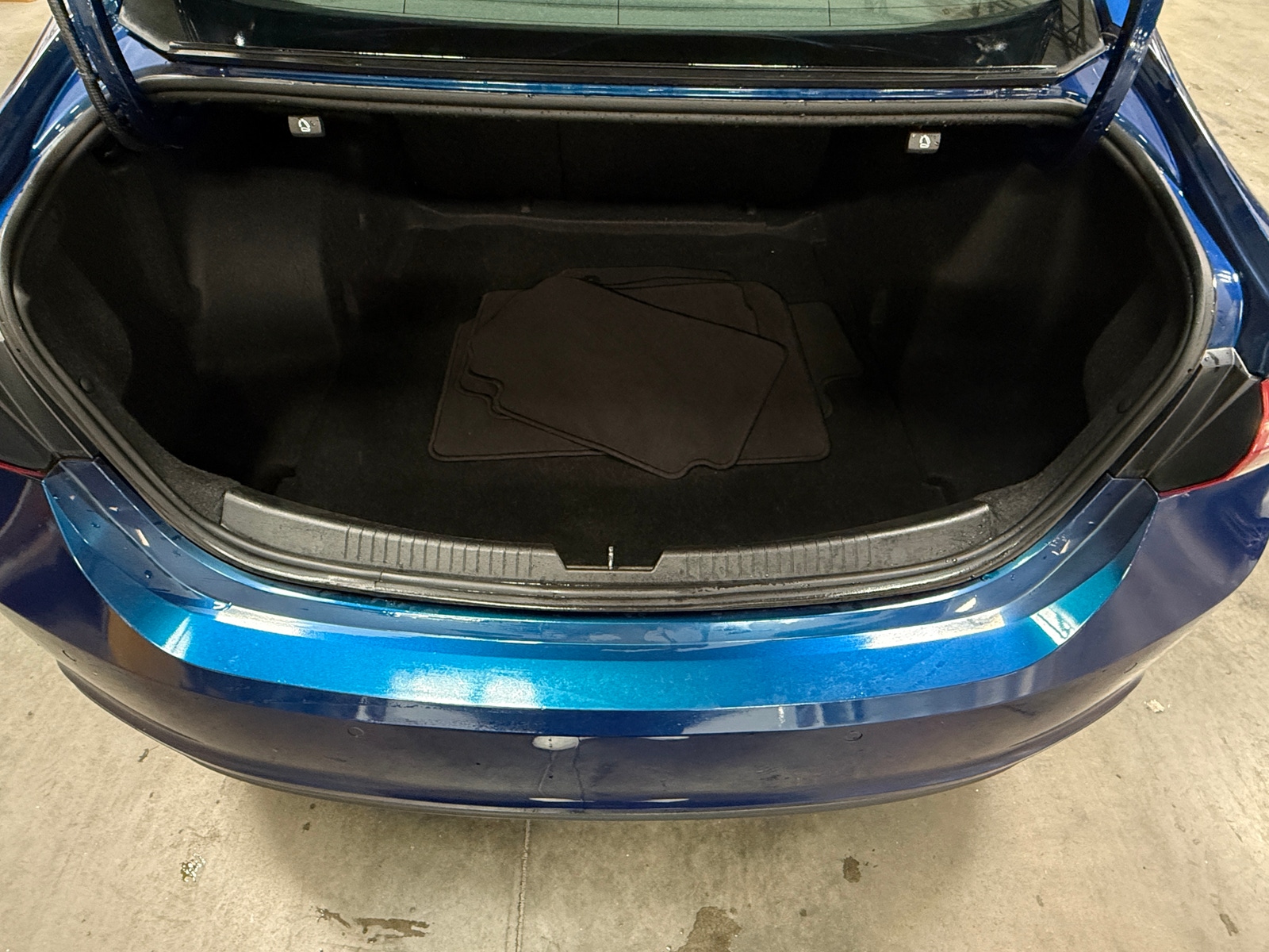 Thumbnail: 2019 Chevrolet Malibu - 7