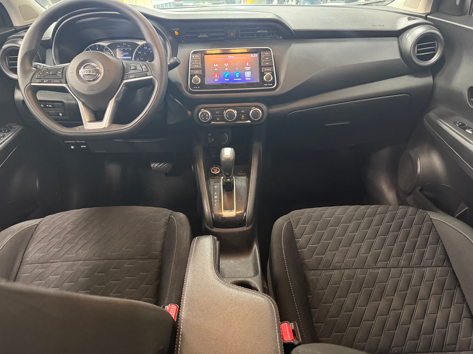 Thumbnail: 2021 Nissan Kicks - 3