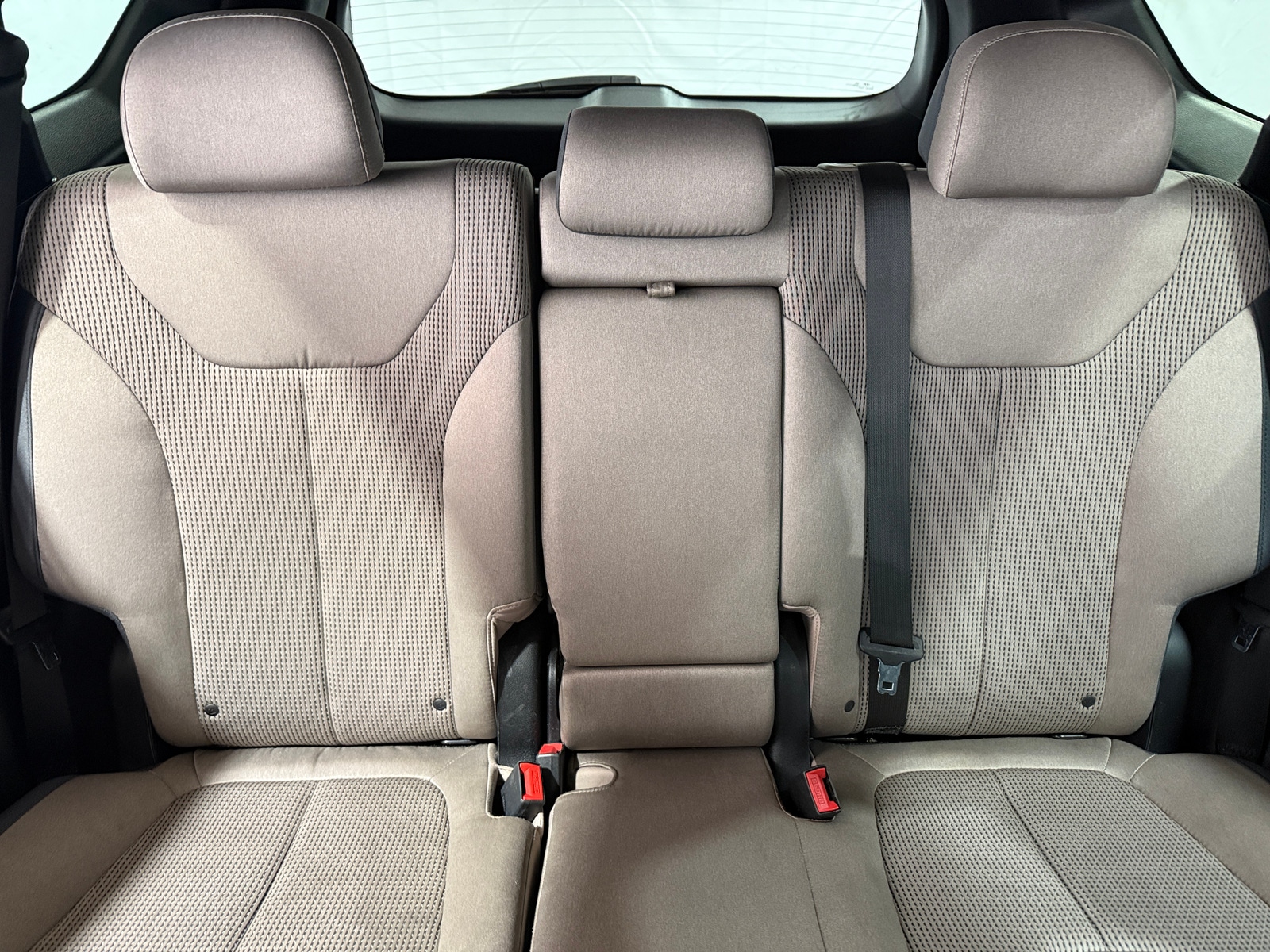 Thumbnail: 2020 Hyundai Santa Fe - 6