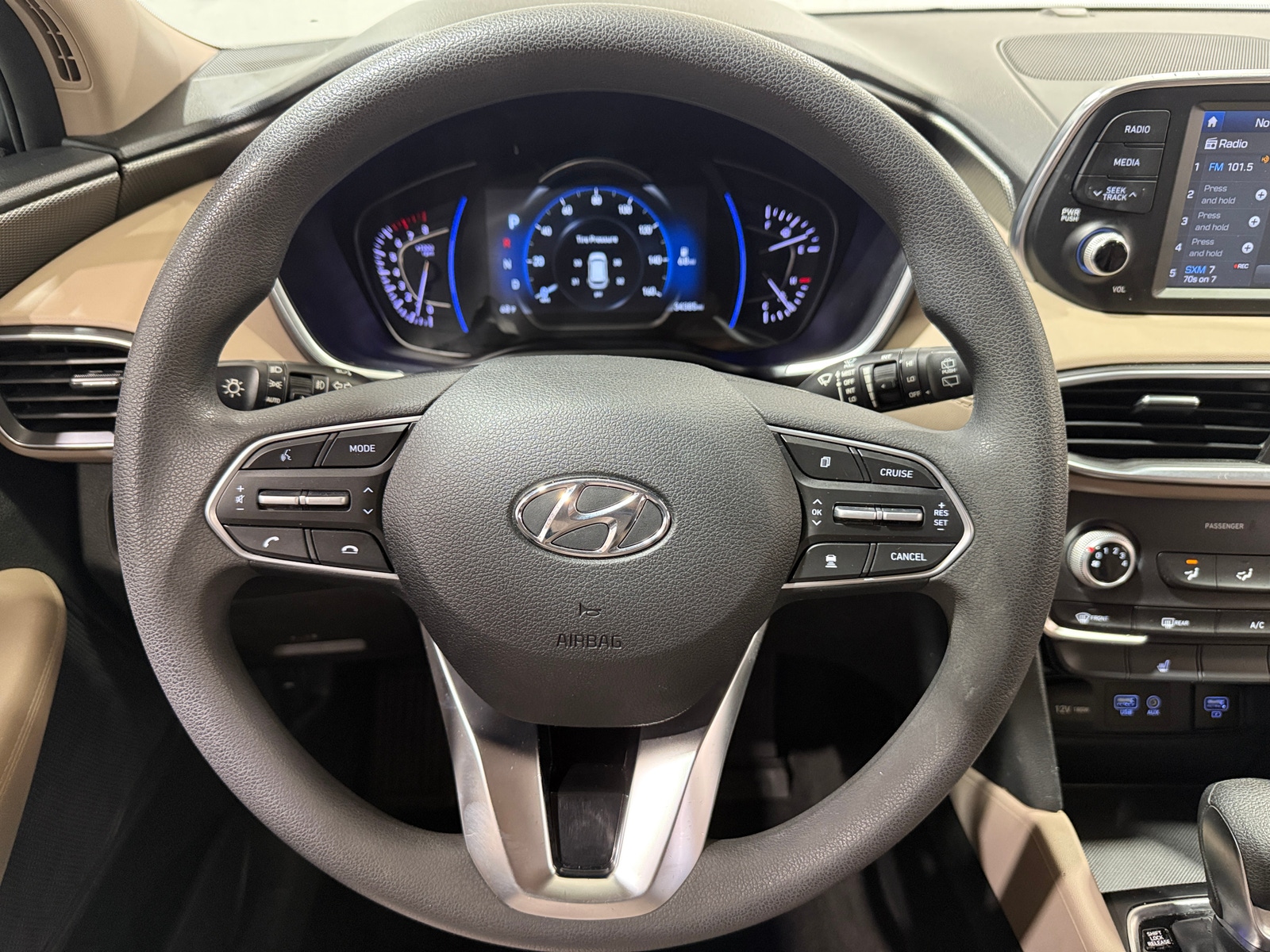 Thumbnail: 2020 Hyundai Santa Fe - 5