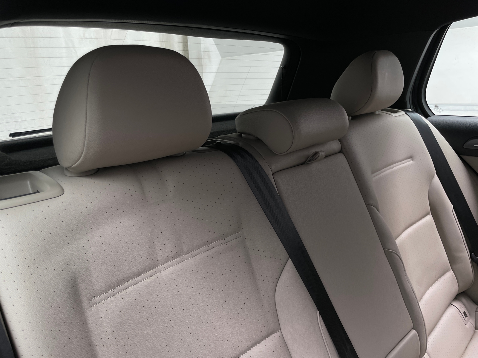 Thumbnail: 2017 Volkswagen e-Golf - 5