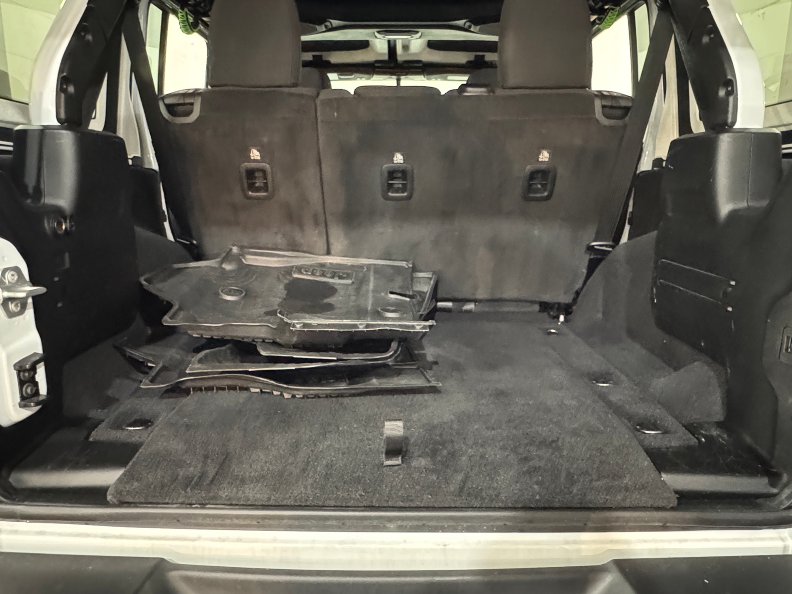 Thumbnail: 2021 Jeep Wrangler - 7