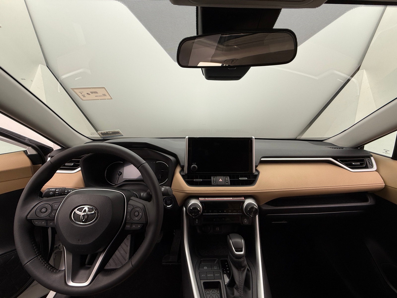 Thumbnail: 2025 Toyota RAV4 - 2