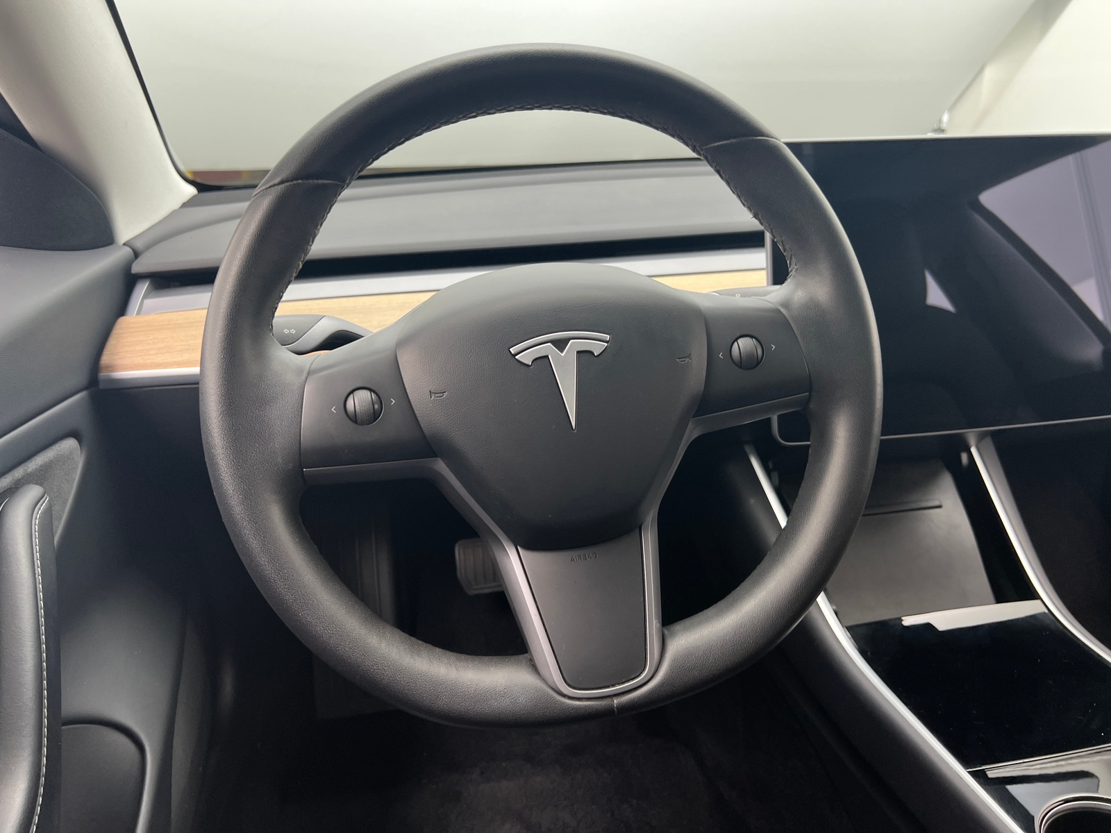 Thumbnail: 2019 Tesla Model 3 - 4