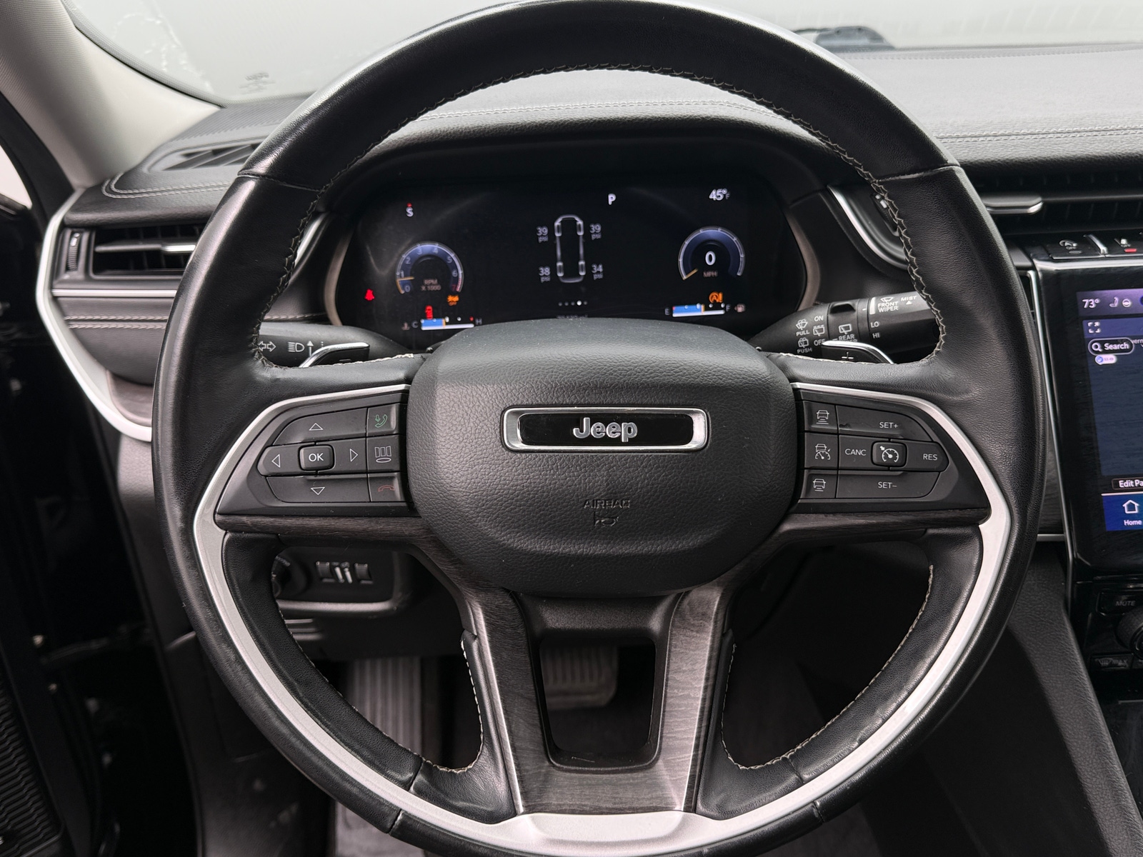 Thumbnail: 2022 Jeep Grand Cherokee L - 4