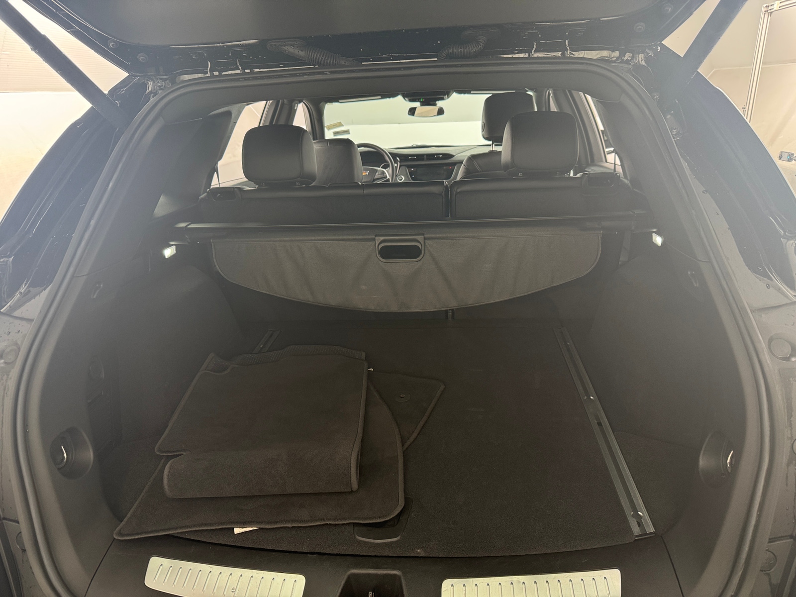 Thumbnail: 2025 Cadillac XT5 - 6