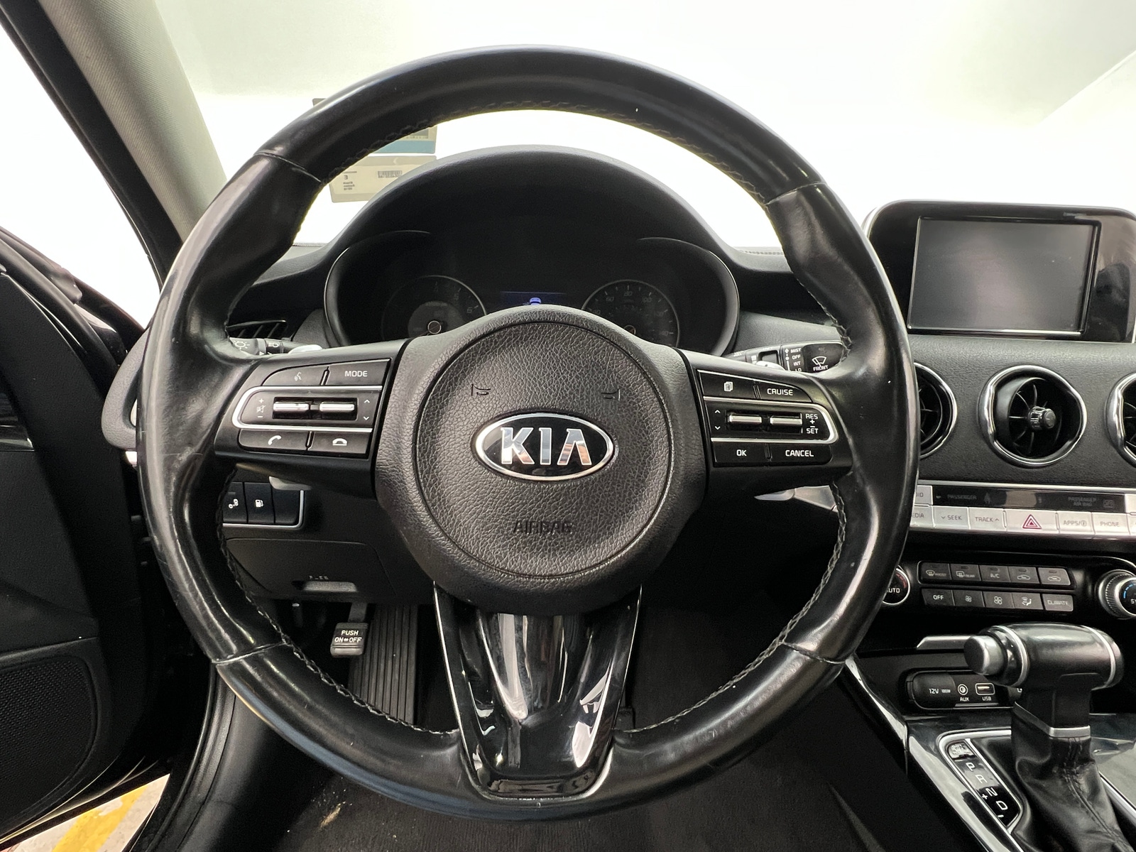 Thumbnail: 2019 Kia Stinger - 4