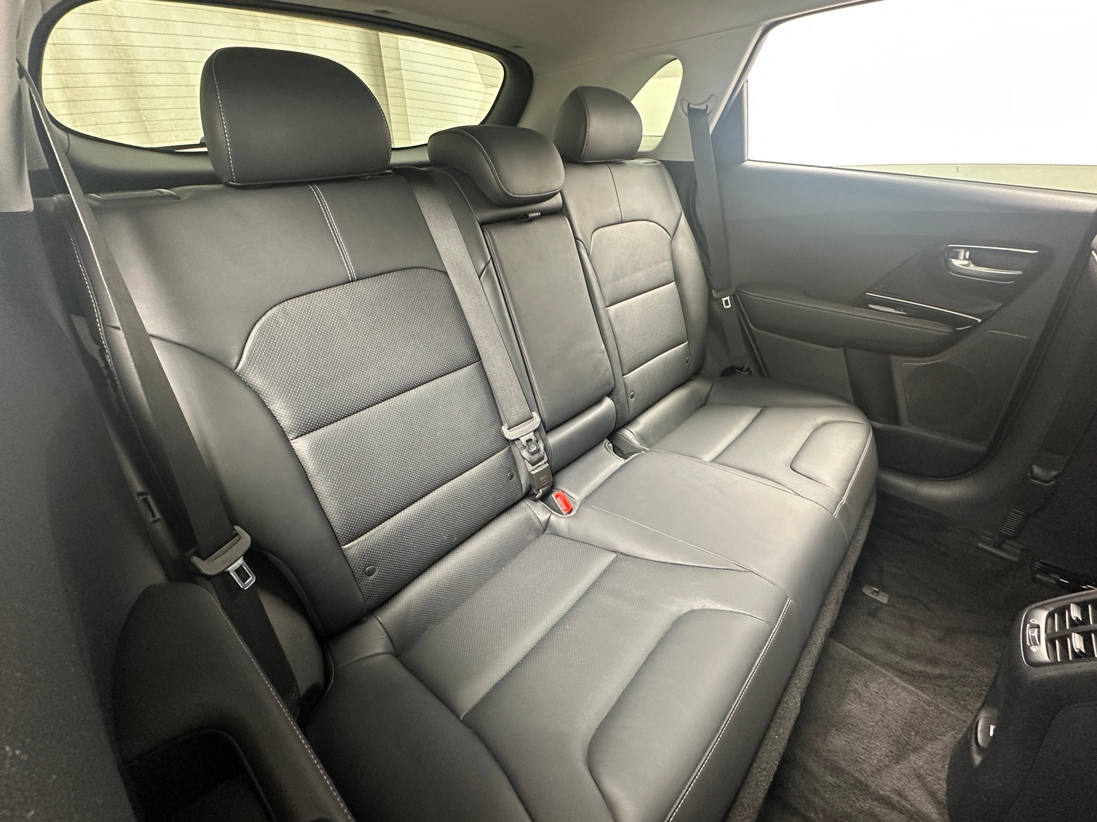 Thumbnail: 2019 Kia Niro - 5