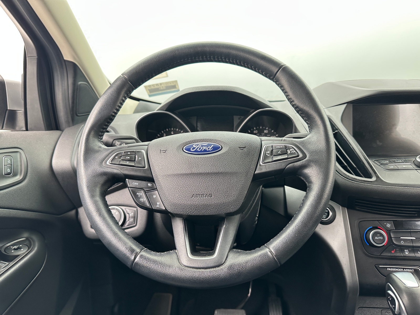 Thumbnail: 2019 Ford Escape - 4