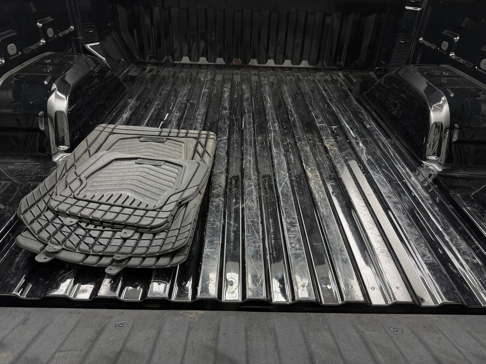 Thumbnail: 2023 Chevrolet Silverado 1500 - 7