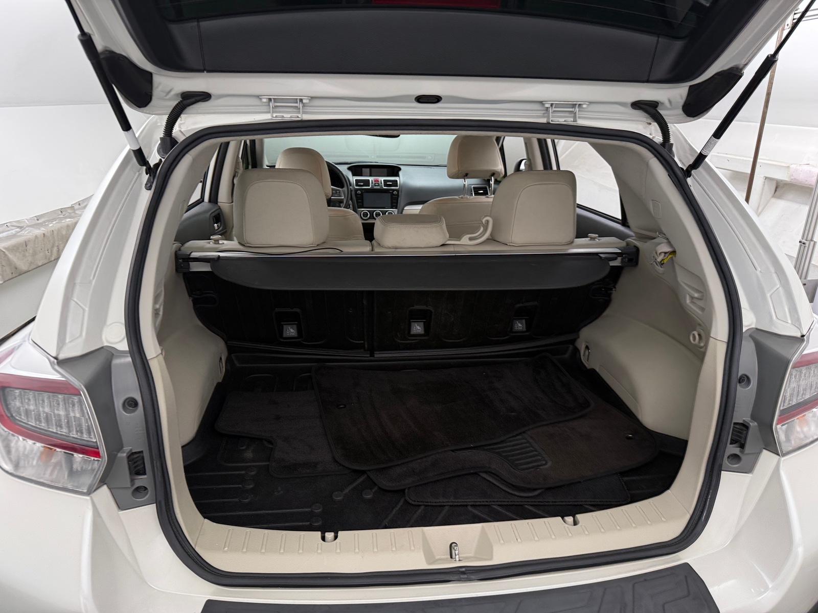 Thumbnail: 2015 Subaru XV Crosstrek - 6