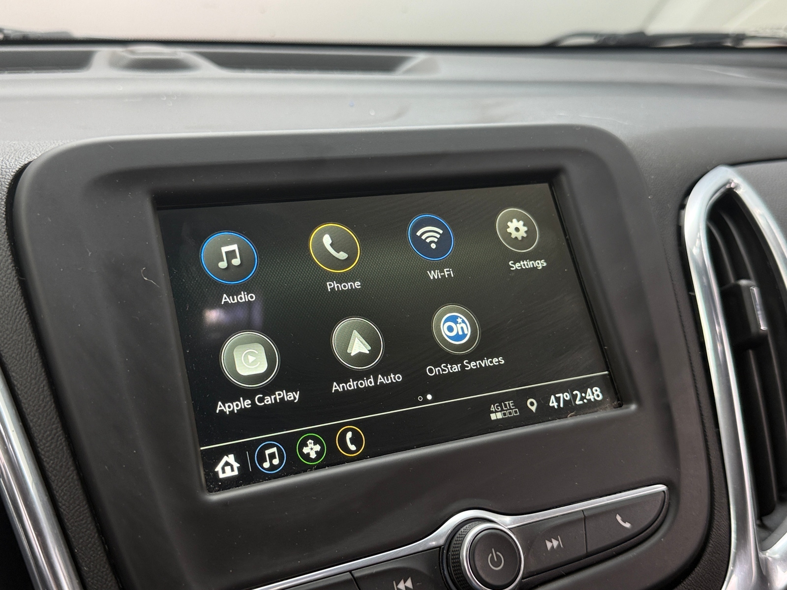 Thumbnail: 2019 Chevrolet Equinox - 4