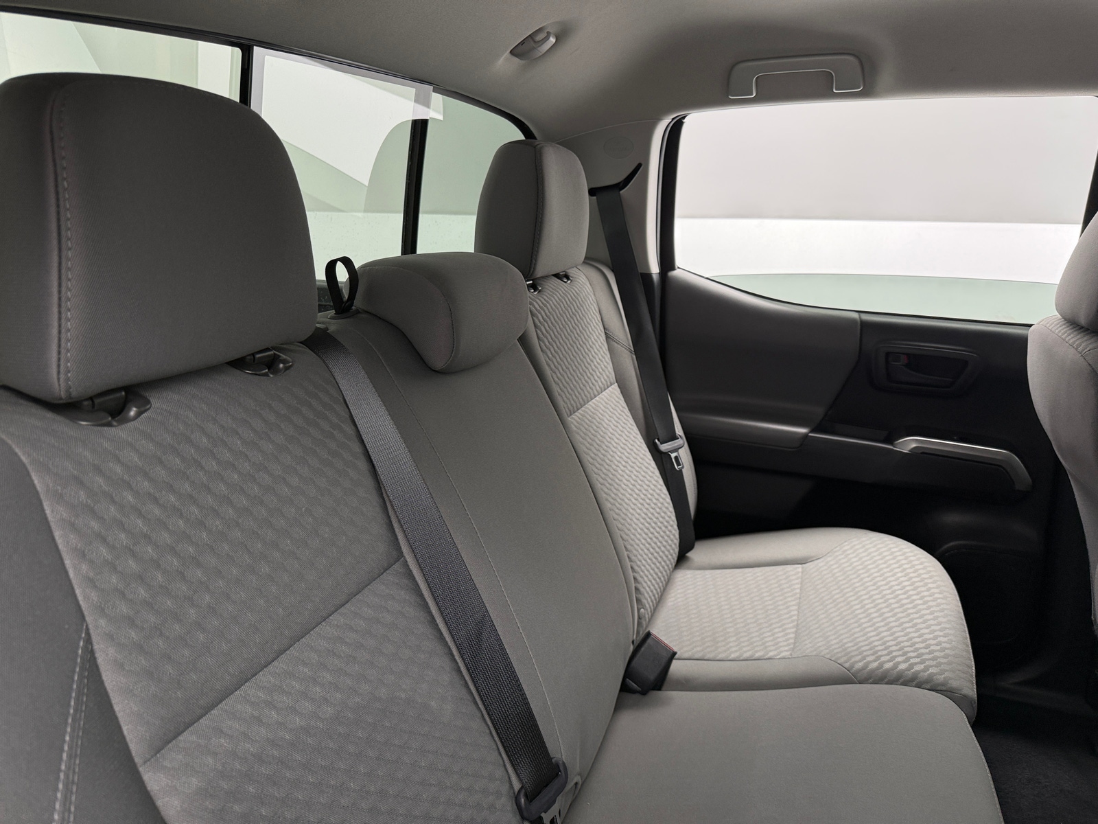 Thumbnail: 2022 Toyota Tacoma - 6