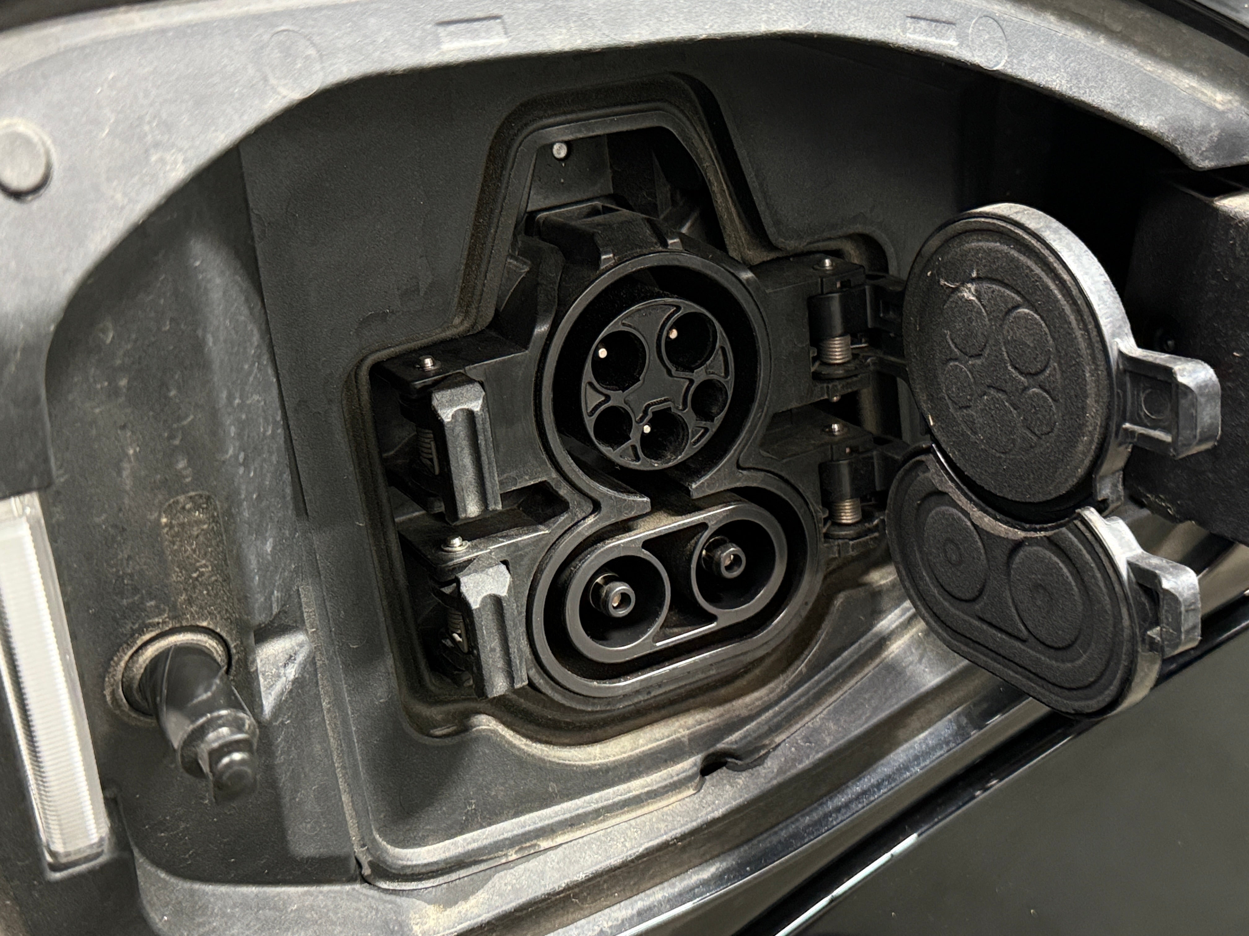 Used 2024 Nissan ARIYA Engage with VIN JN1CF0BB3RM734831 for sale in Oak Creek, WI