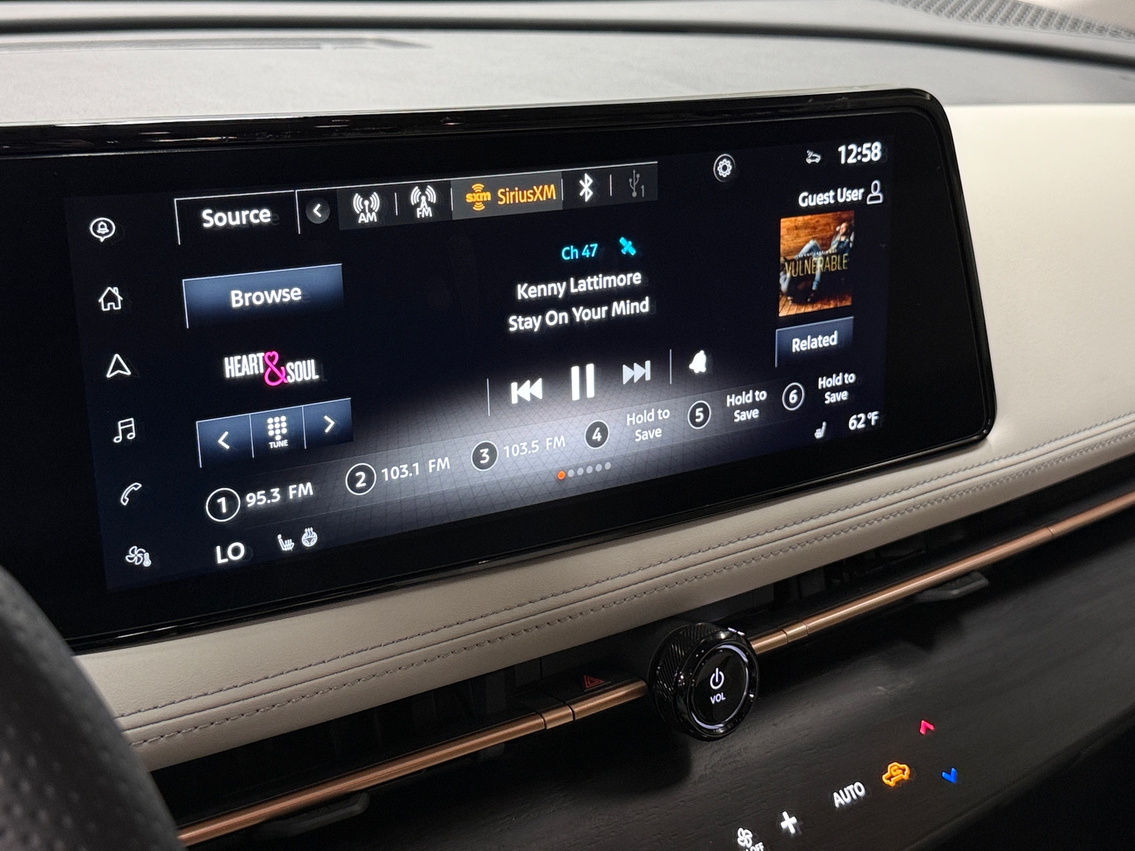 Thumbnail: 2024 Nissan Ariya - 3