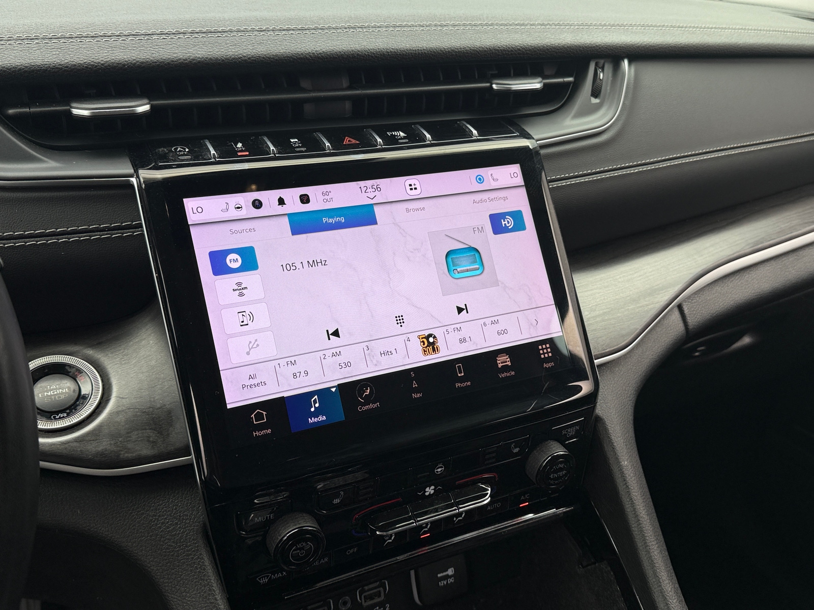 Thumbnail: 2022 Jeep Grand Cherokee L - 3