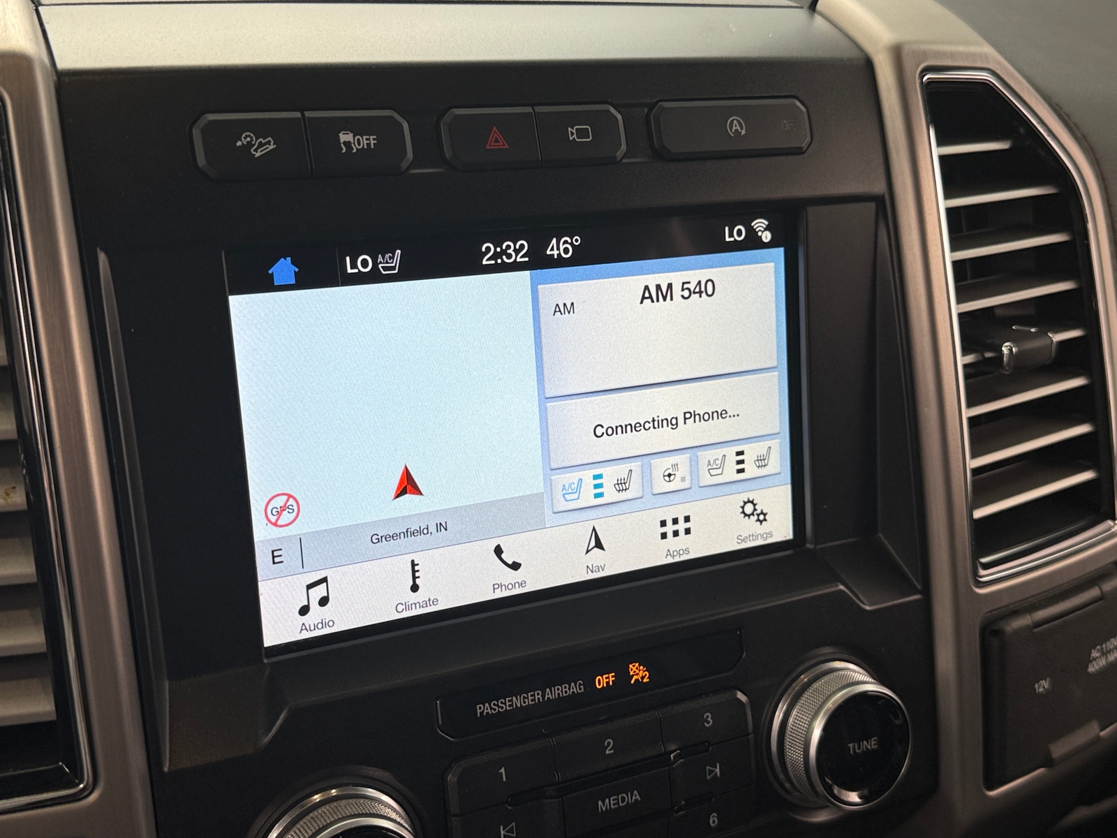 Thumbnail: 2019 Ford Econoline - 3