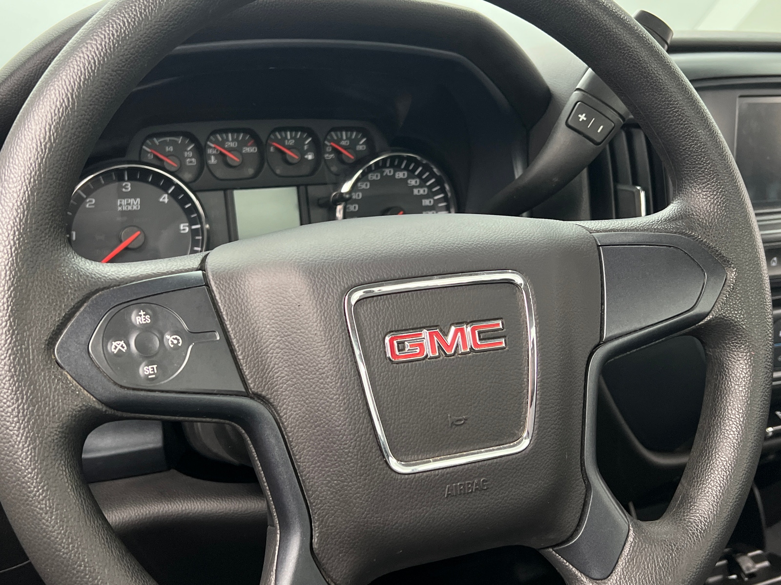 Thumbnail: 2018 GMC Sierra 1500 - 4