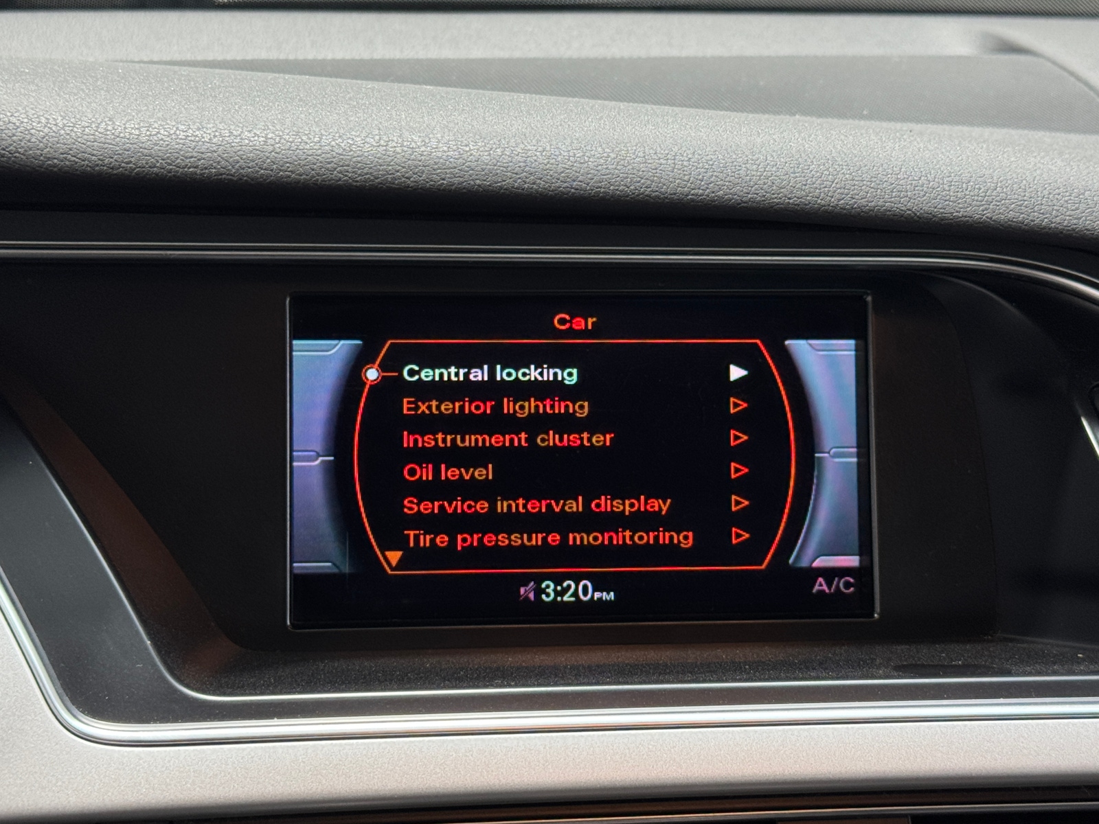 Thumbnail: 2016 Audi A4 - 3