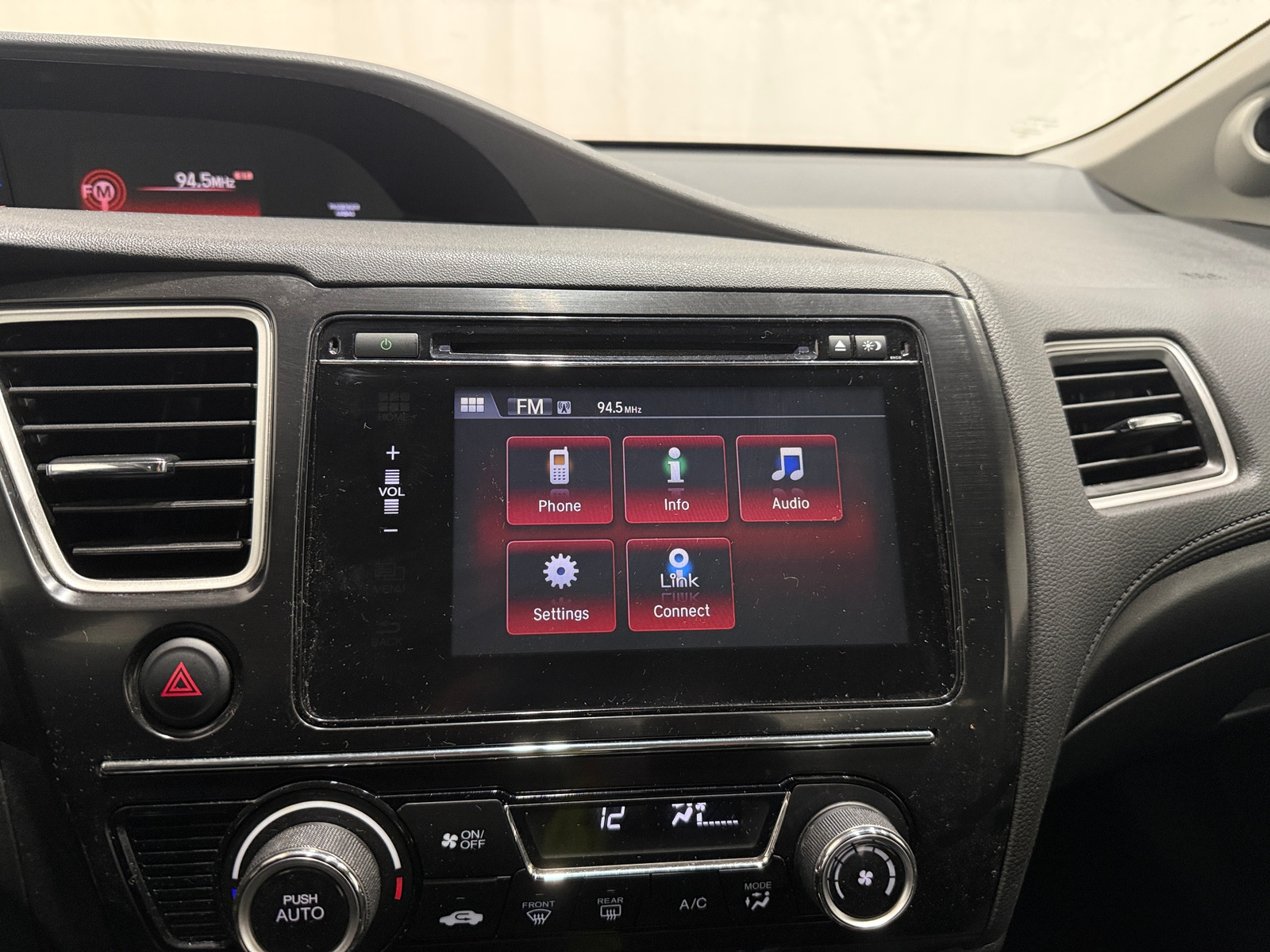 Thumbnail: 2015 Honda Civic - 4