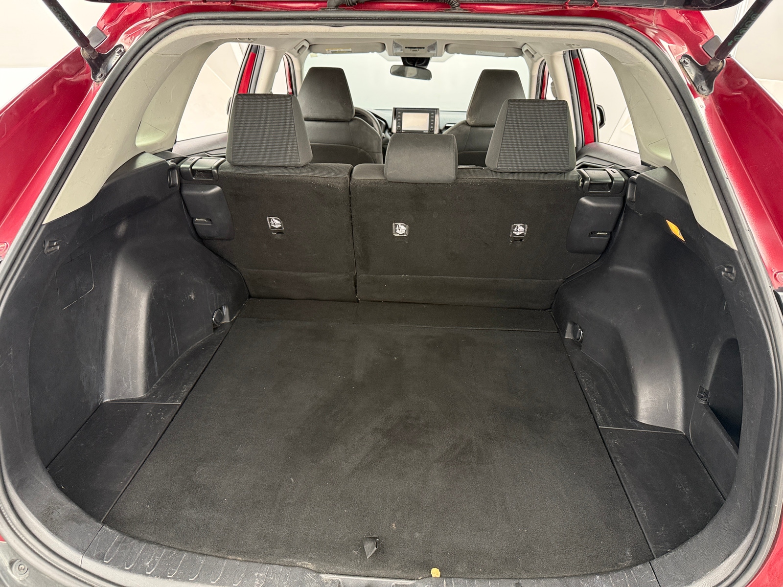 Thumbnail: 2020 Toyota RAV4 - 7