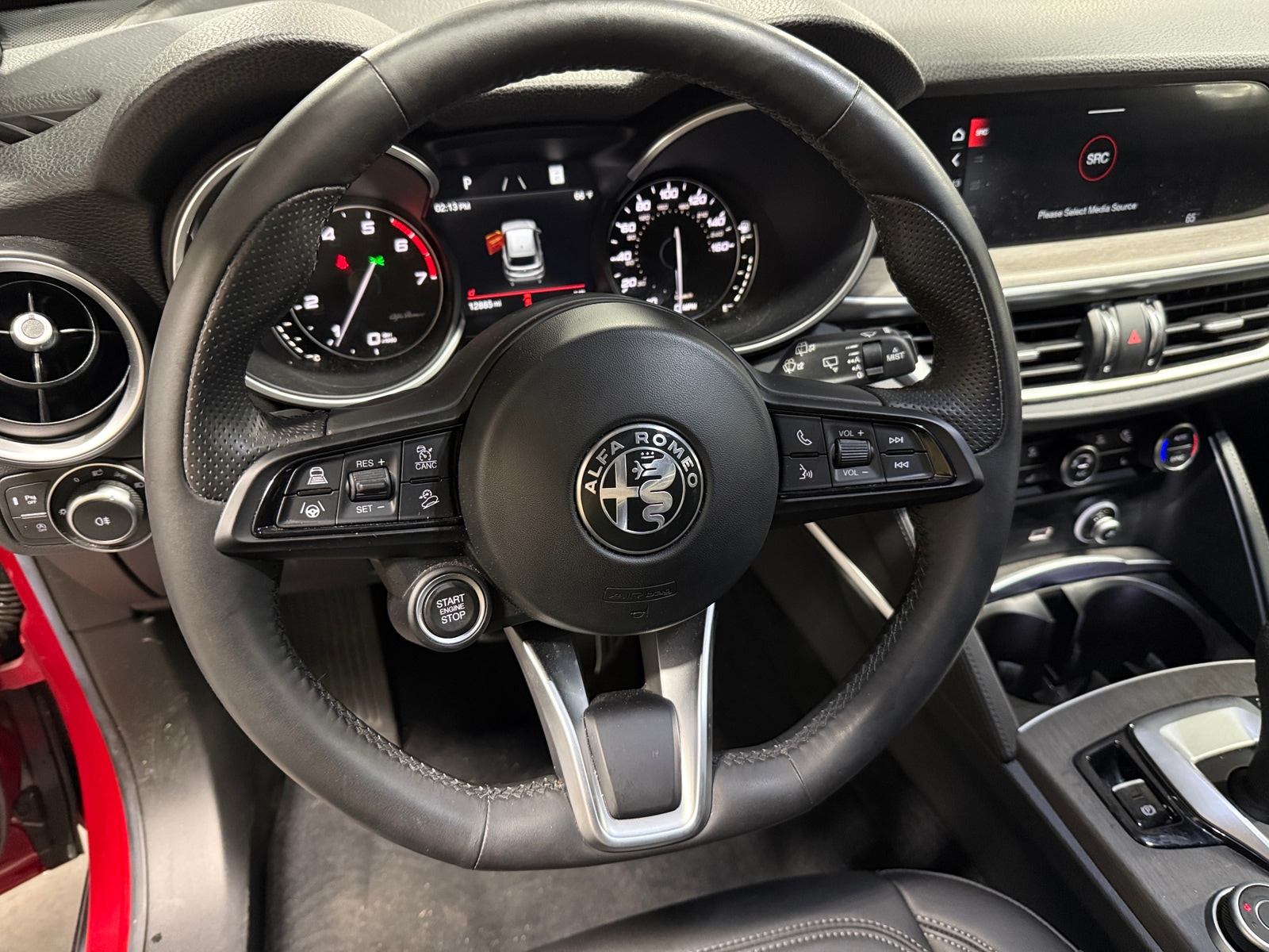 Thumbnail: 2023 Alfa Romeo Stelvio - 4