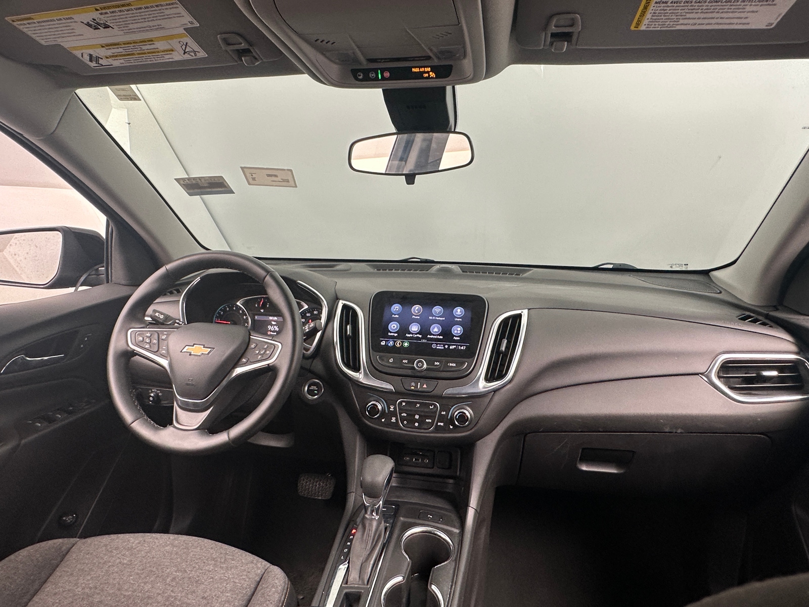 Thumbnail: 2023 Chevrolet Equinox - 3