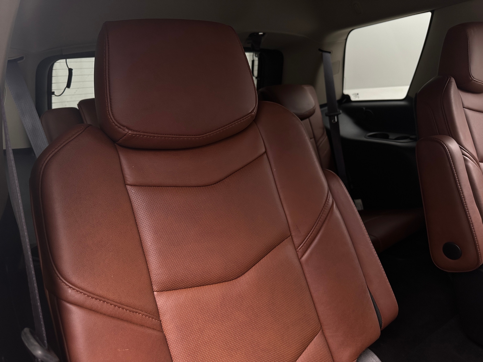 Thumbnail: 2015 Cadillac Escalade - 5