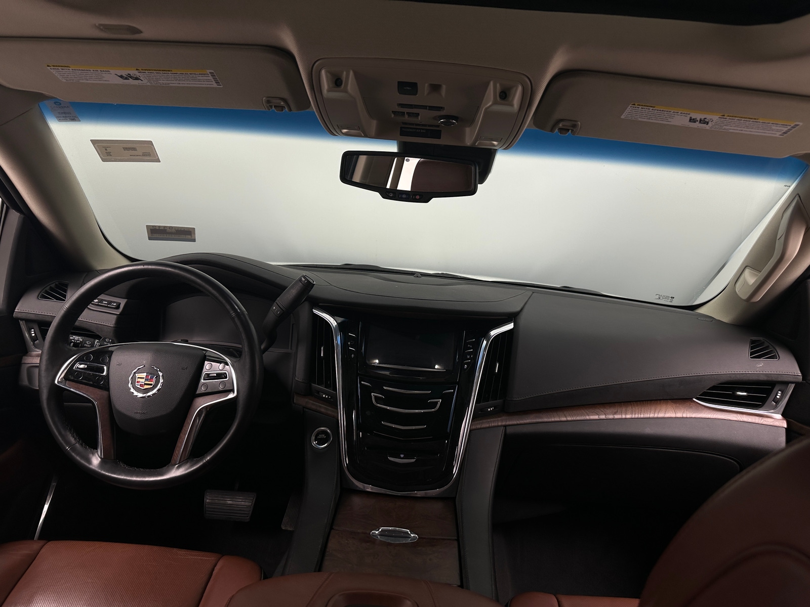 Thumbnail: 2015 Cadillac Escalade - 2