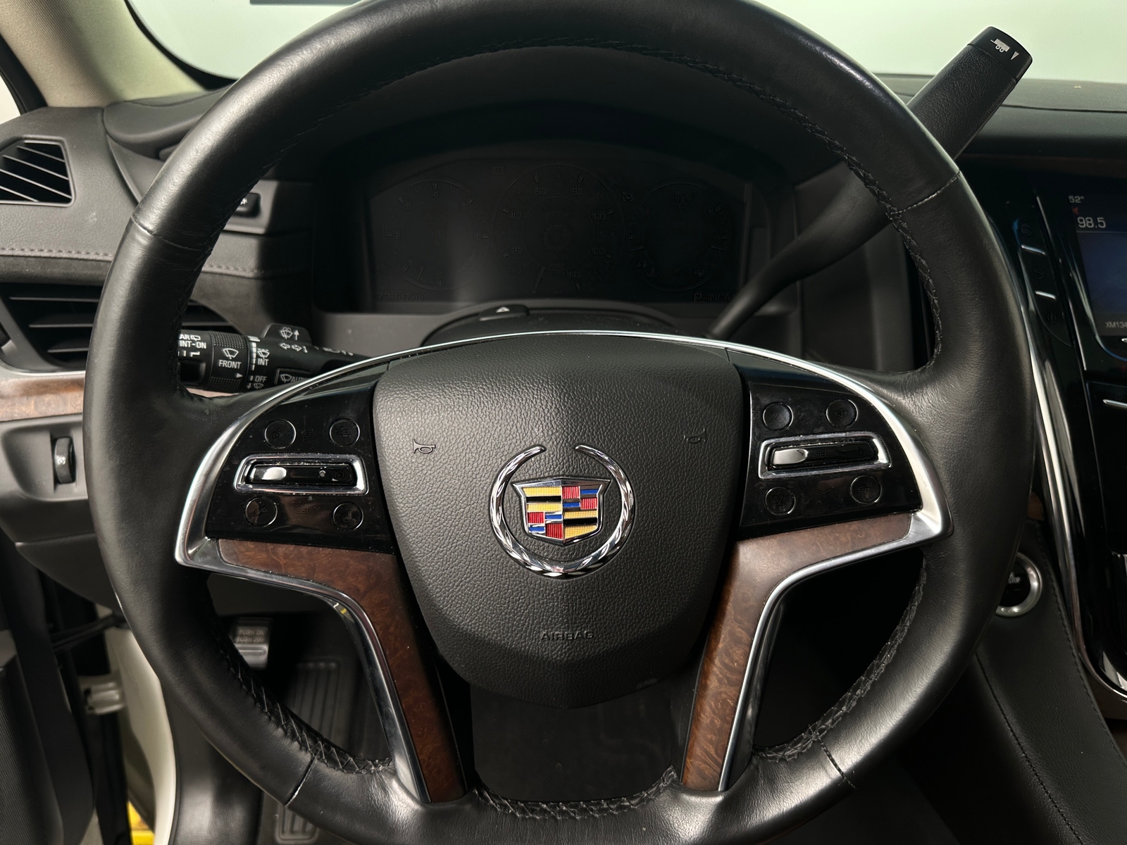 Thumbnail: 2015 Cadillac Escalade - 4