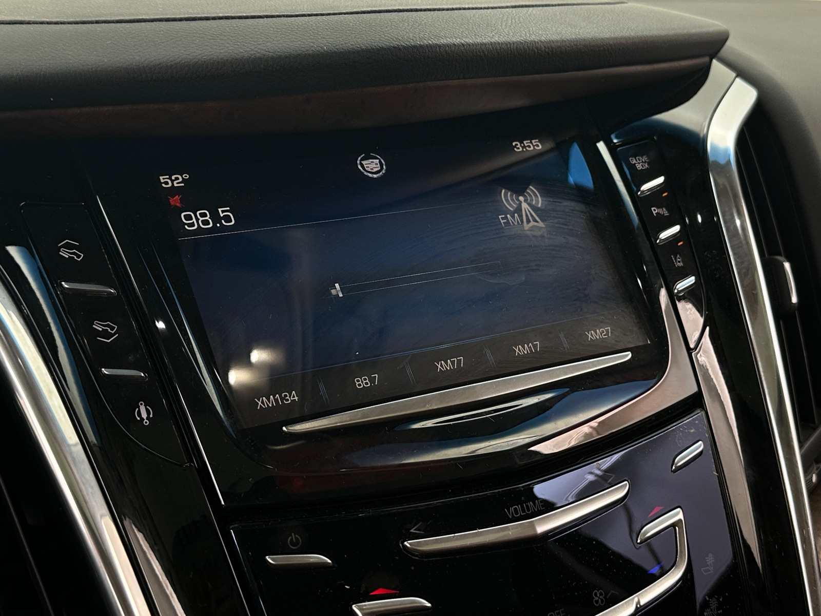 Thumbnail: 2015 Cadillac Escalade - 3