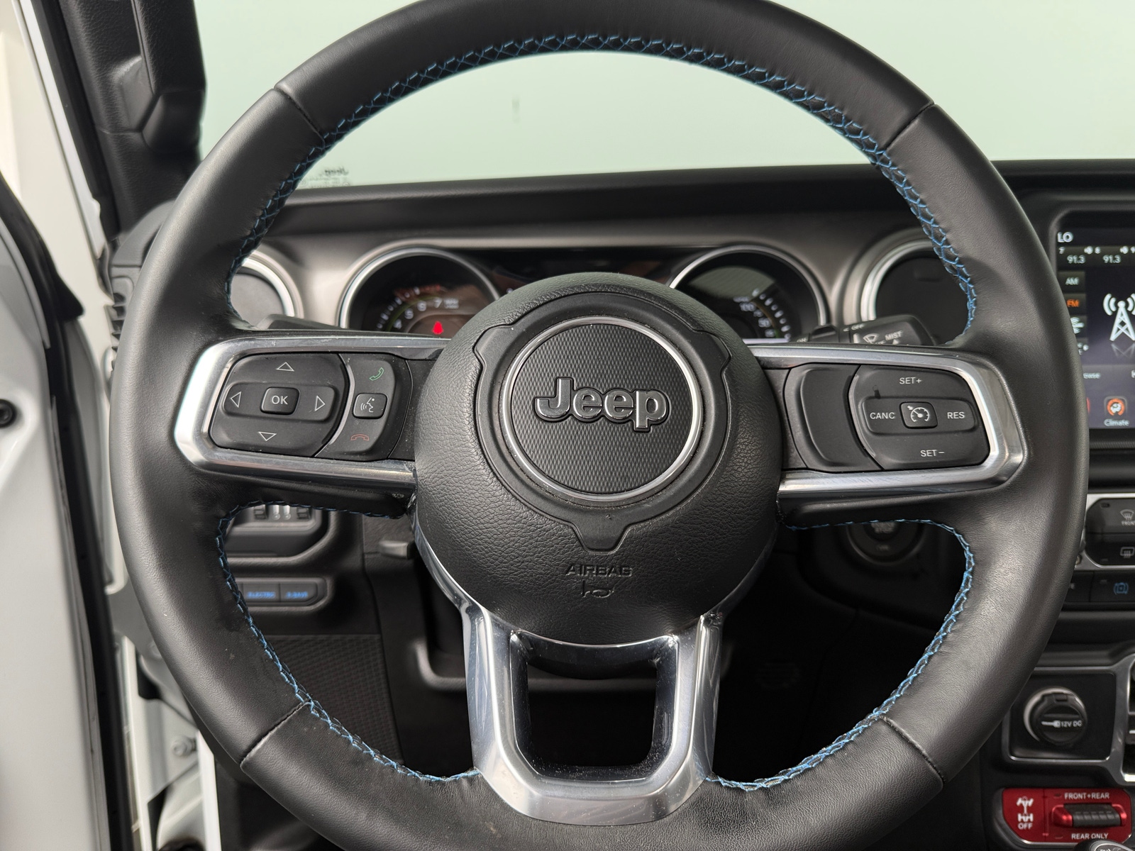 Thumbnail: 2022 Jeep Wrangler - 5