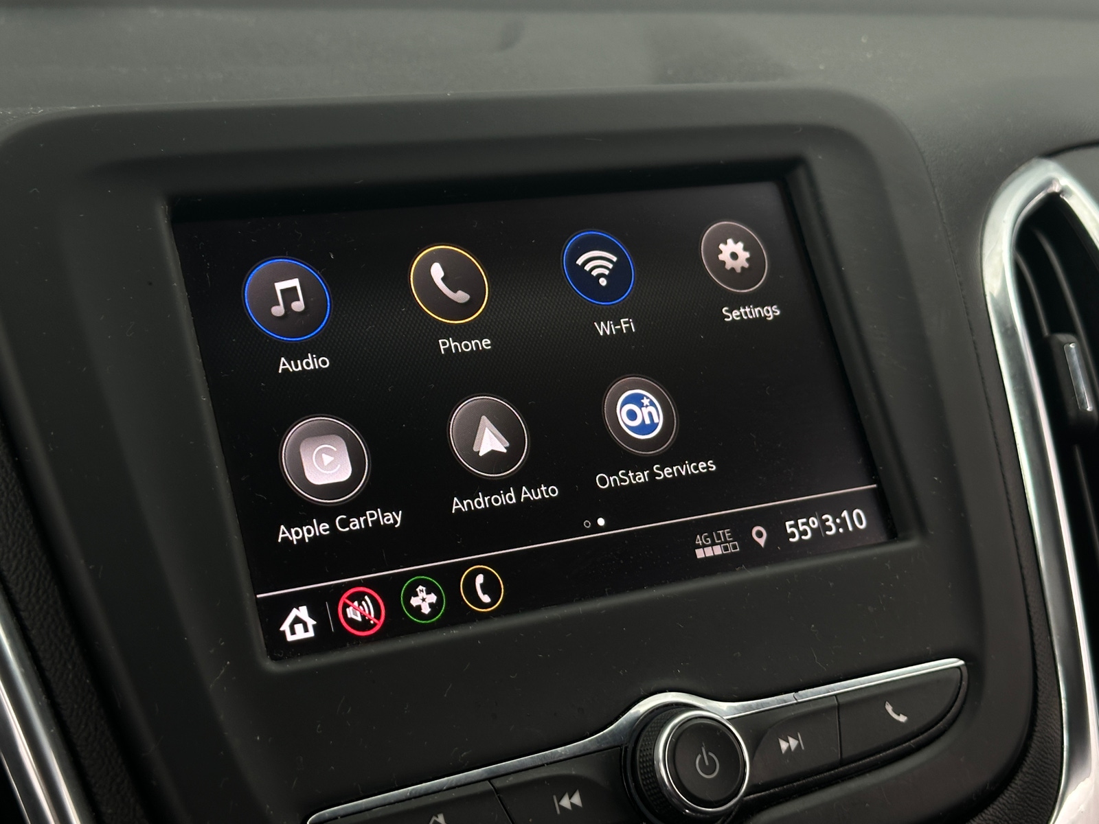 Thumbnail: 2020 Chevrolet Equinox - 4