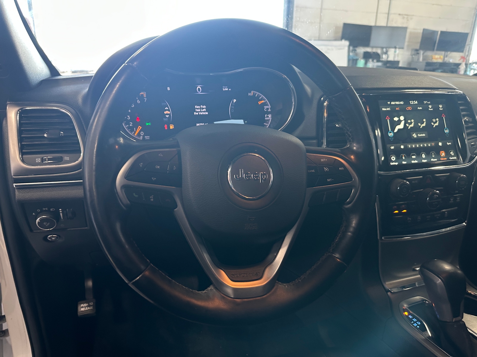 Thumbnail: 2019 Jeep Grand Cherokee - 4