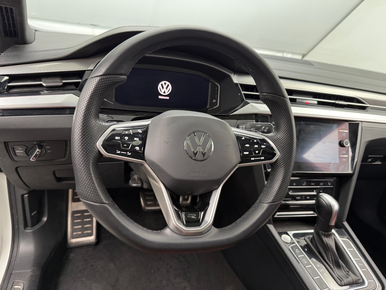 Thumbnail: 2021 Volkswagen Arteon - 4