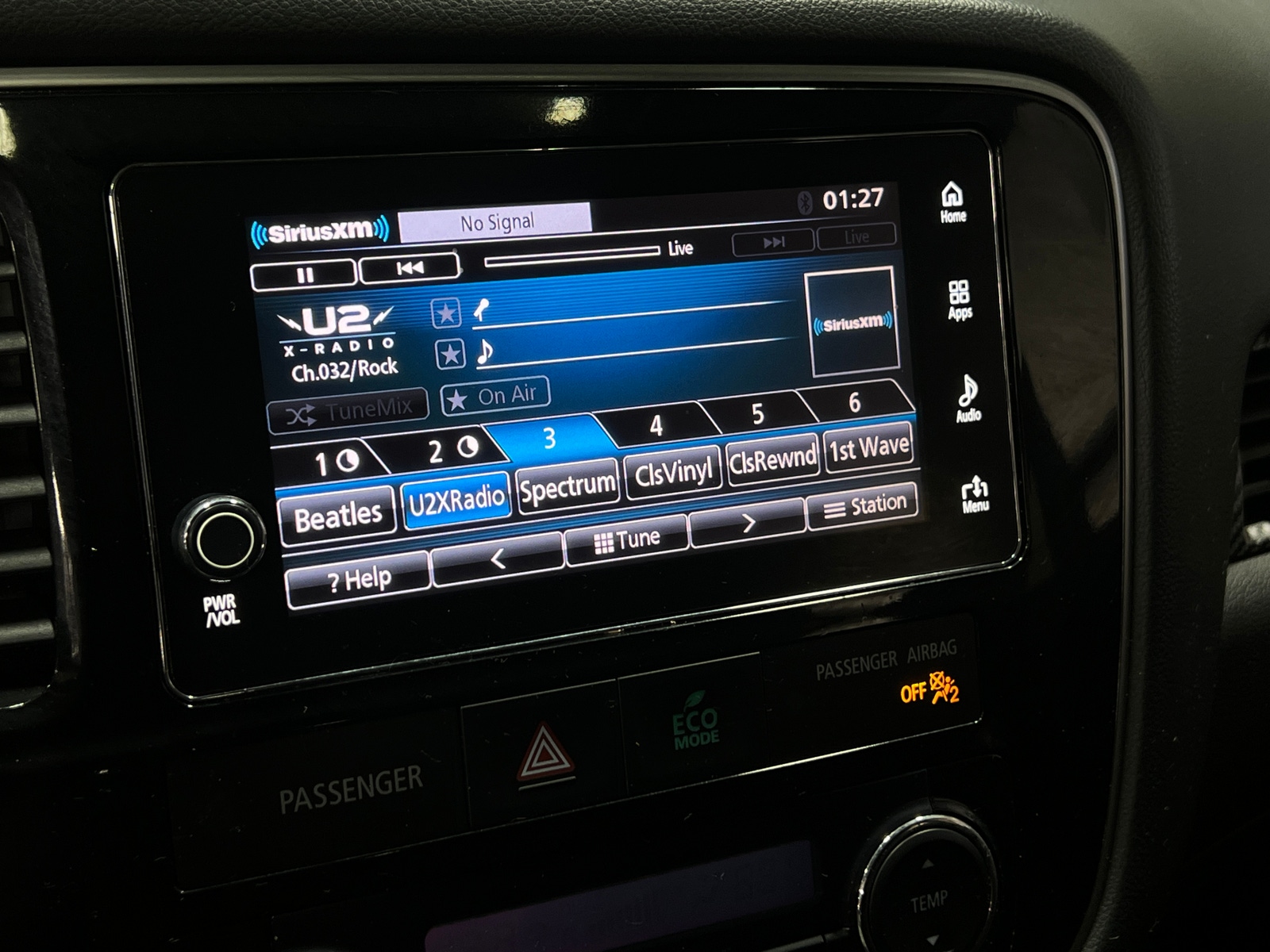 Thumbnail: 2017 Mitsubishi Outlander - 4