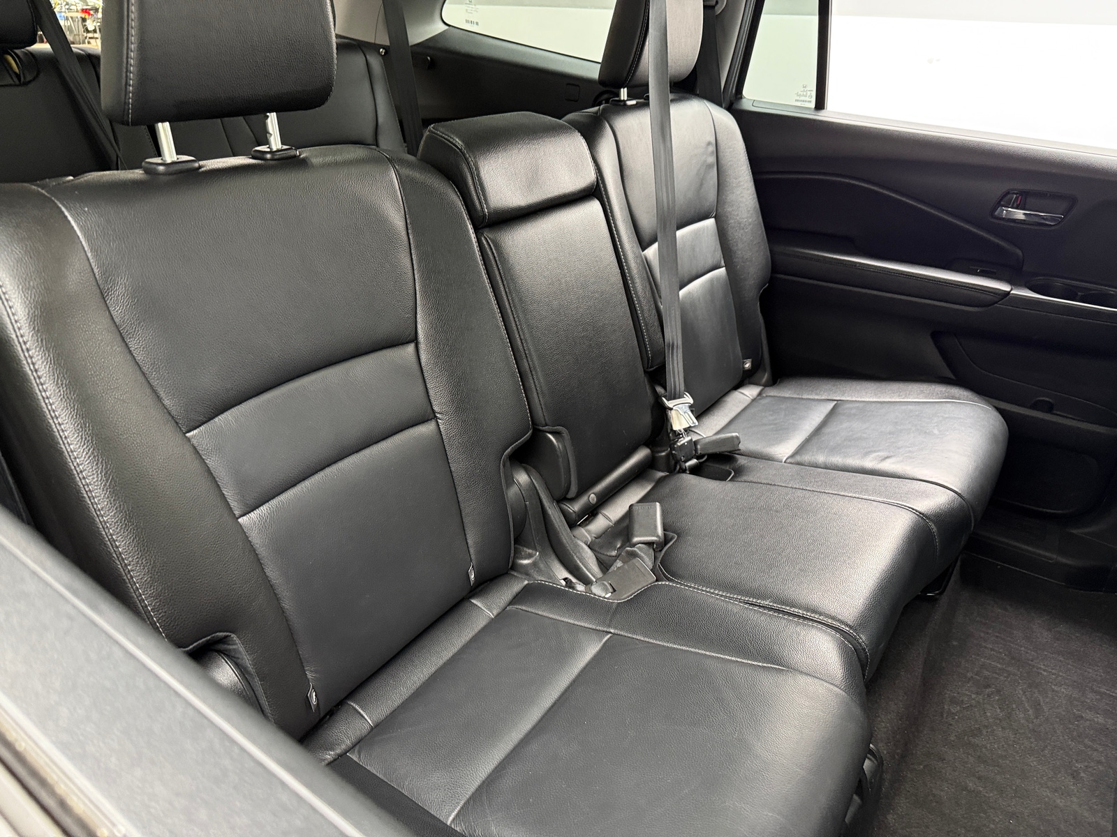 Thumbnail: 2016 Honda Pilot - 5