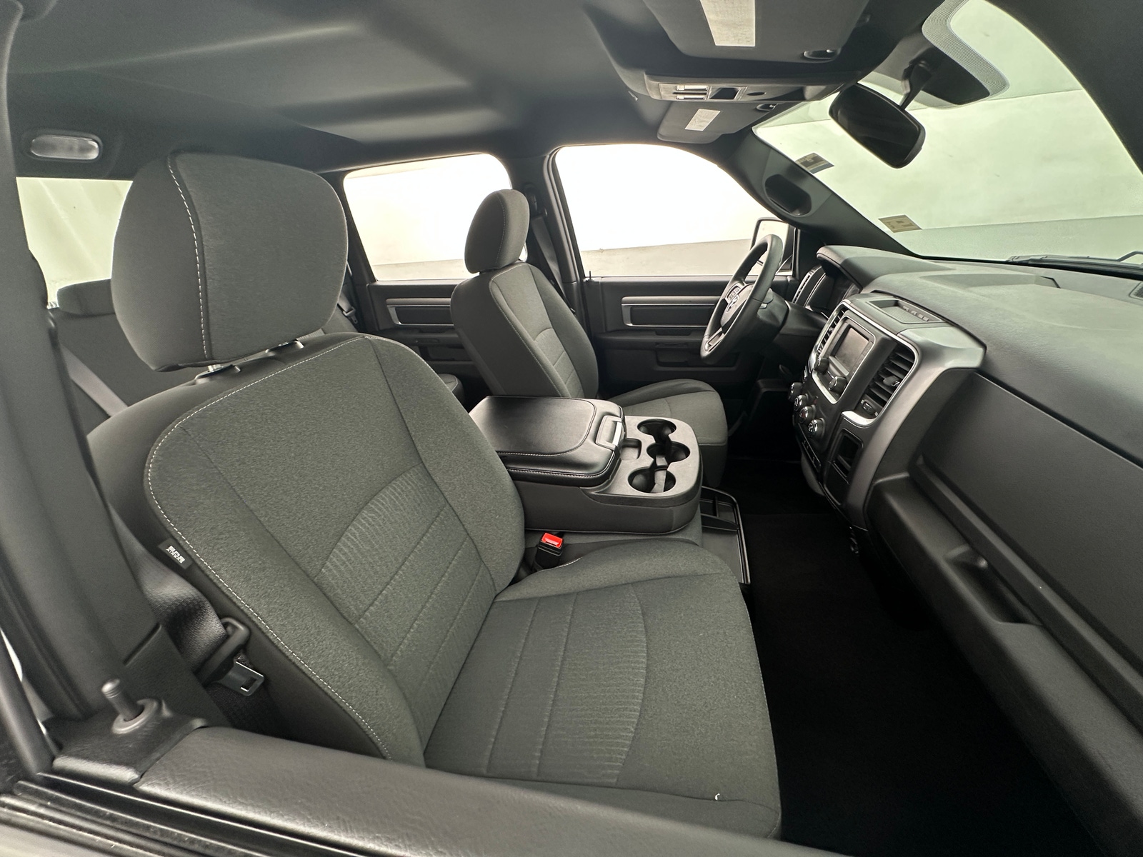 Thumbnail: 2024 RAM 1500 Classic - 2