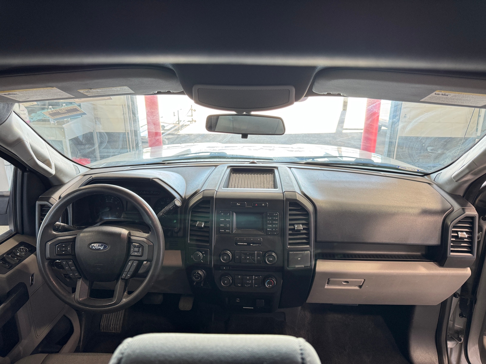 Thumbnail: 2017 Ford Econoline - 3