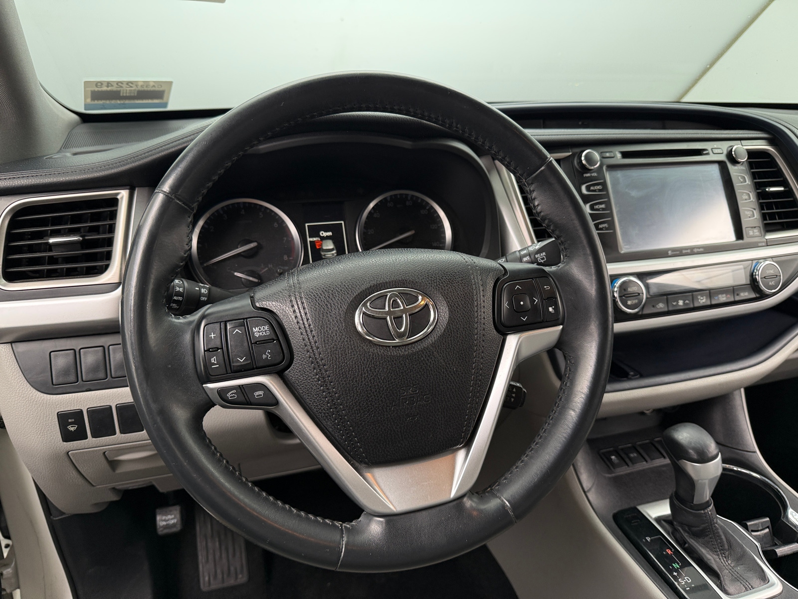Thumbnail: 2016 Toyota Highlander - 4