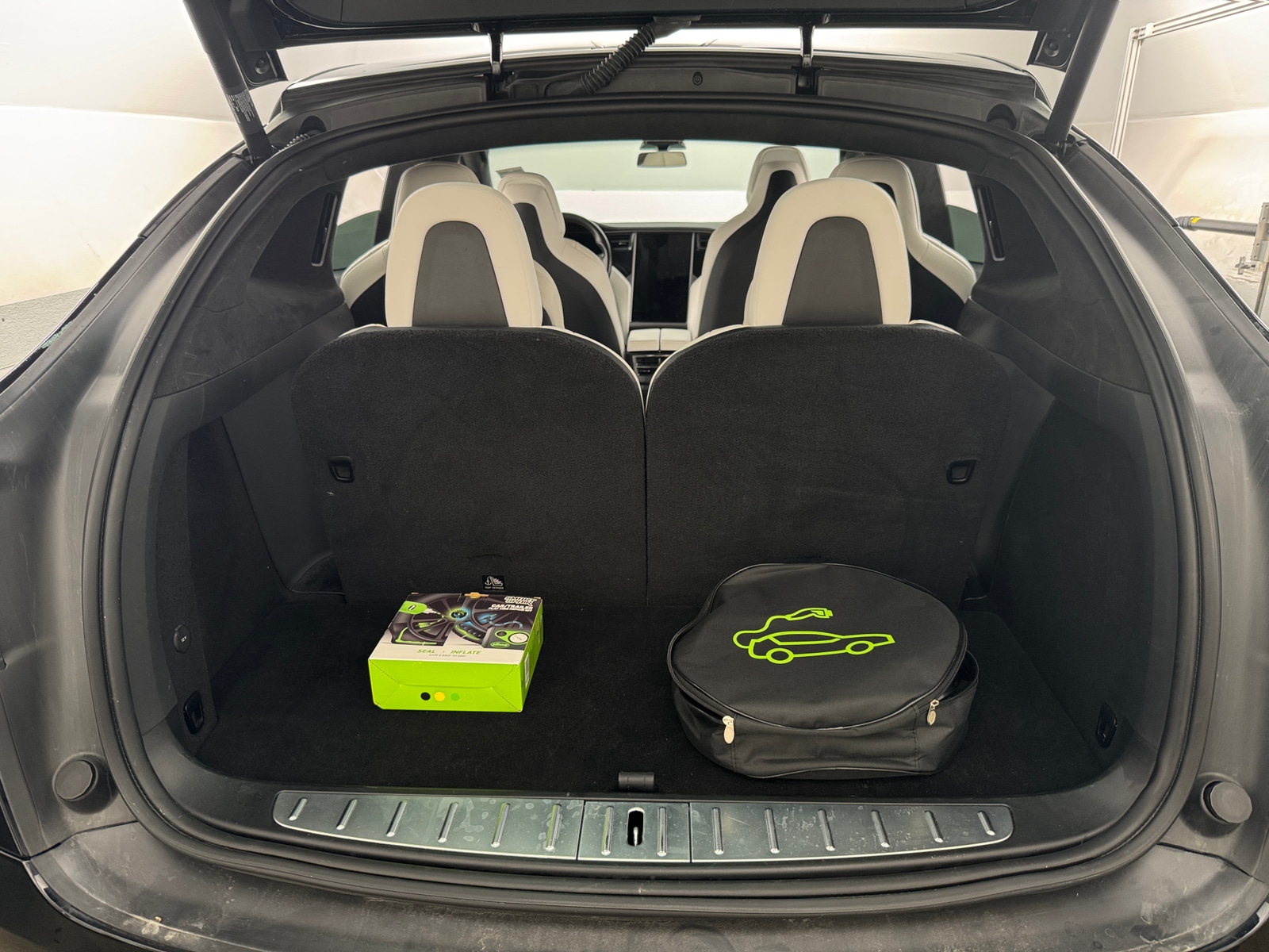 Thumbnail: 2019 Tesla Model X - 6